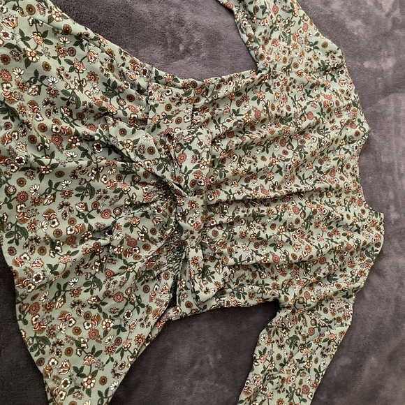 Peplum Floral Blouse with Sash - Picture 7 of 13